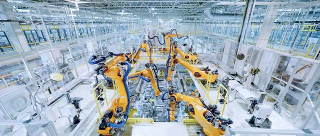 湖北加快推進新型工業(yè)化 打造制造強國高地！